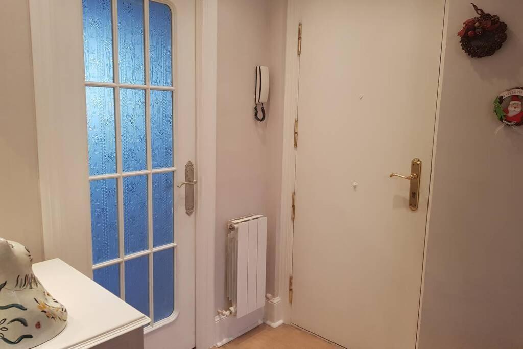 Acogedor Piso De 3 Habitaciones Cerca Del Metro Гечо Экстерьер фото